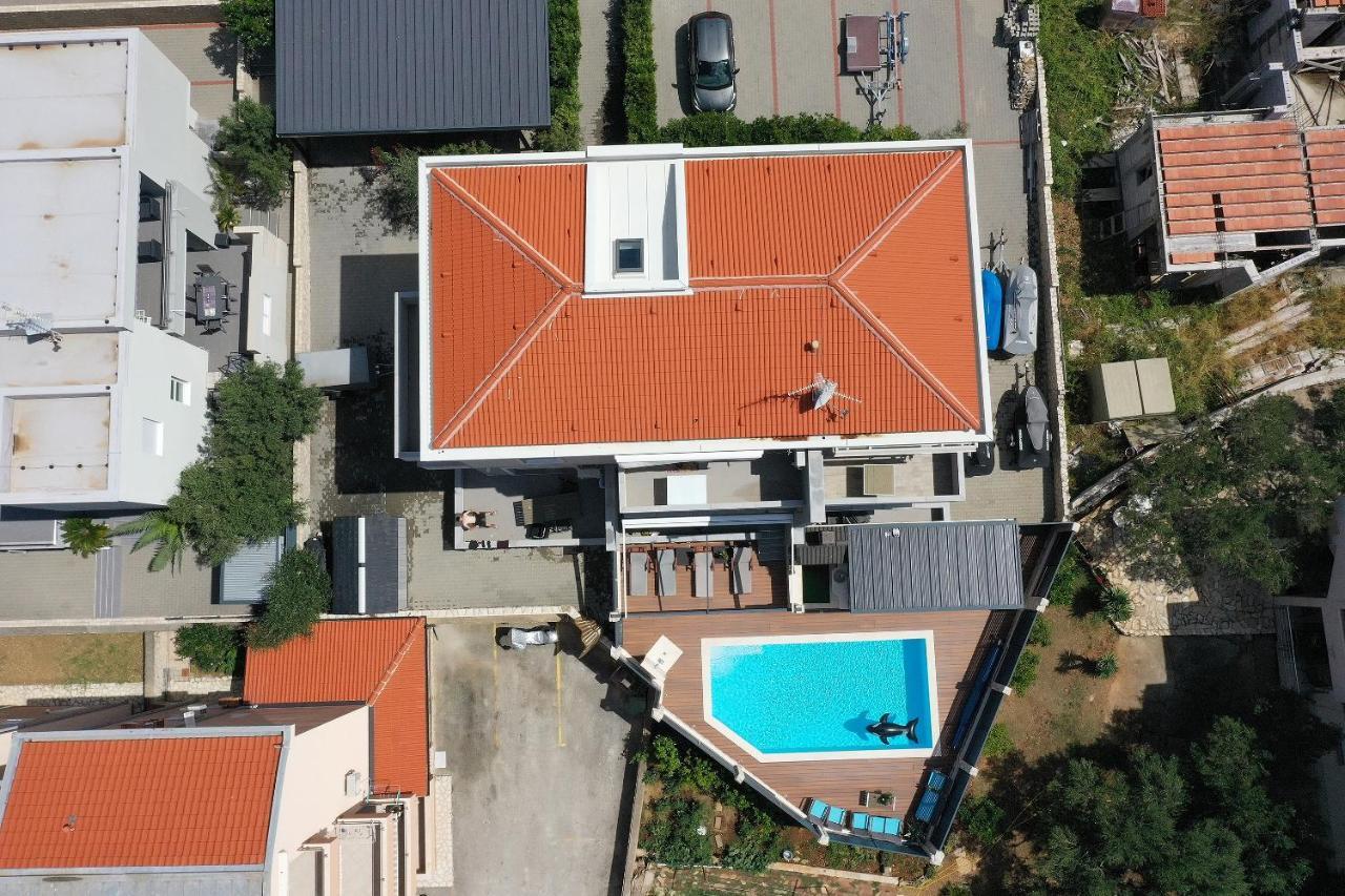 Villa Mainz Novalja Bagian luar foto